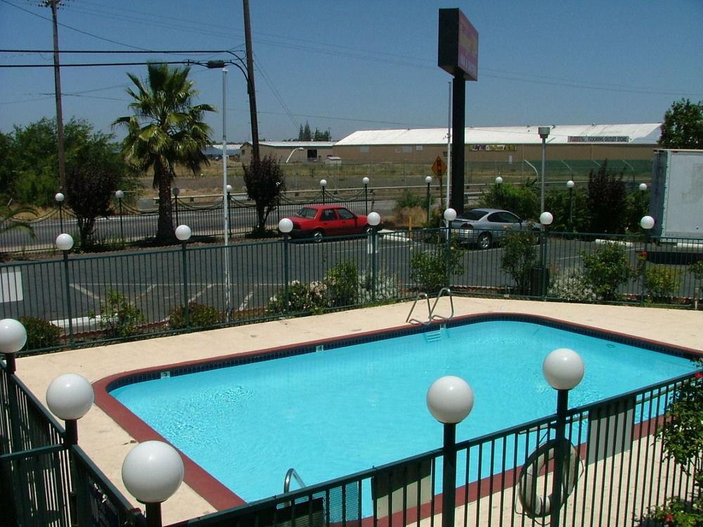 American Budget Inn And Suites-Modesto Exteriör bild